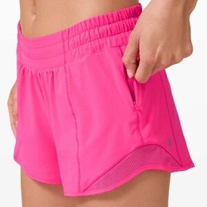 Lululemon Hotty Hot Short 4" Inseam Women's Pink Highlight Sz 2 Athletic Shorts
